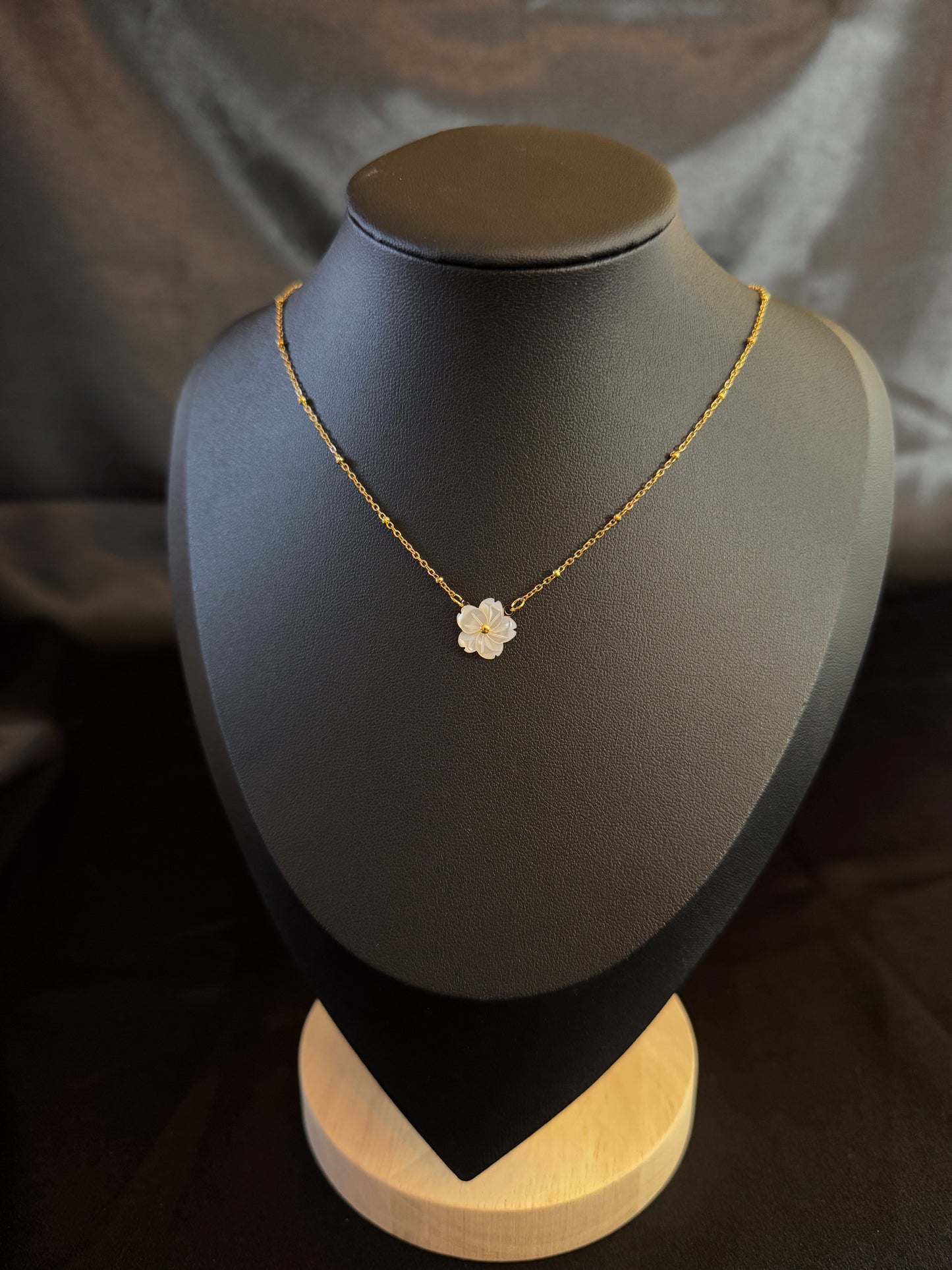 Collier Flora